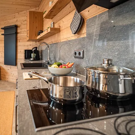 Luxus Im Allgaeu - Zirbenholz Schlafzimmer - Terrasse Mit Bergblick - Infrarotkabine Apartment