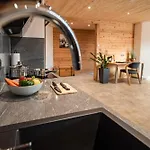 Luxus Im Allgaeu - Zirbenholz Schlafzimmer - Terrasse Mit Bergblick - Infrarotkabine アパート