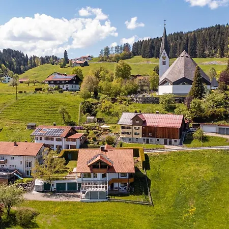Luxus Im Allgaeu - Zirbenholz Schlafzimmer - Terrasse Mit Bergblick - Infrarotkabine Apartment